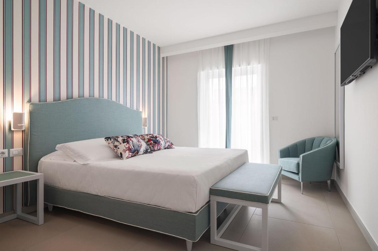 Seaside Hotel Capo dʼOrlando Exterior foto